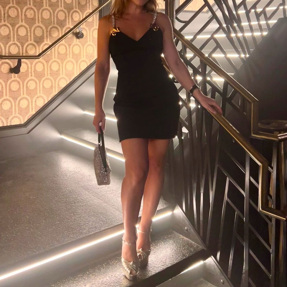 Area Elegant Black Dress with Gold Accents - Picture 7 of 7